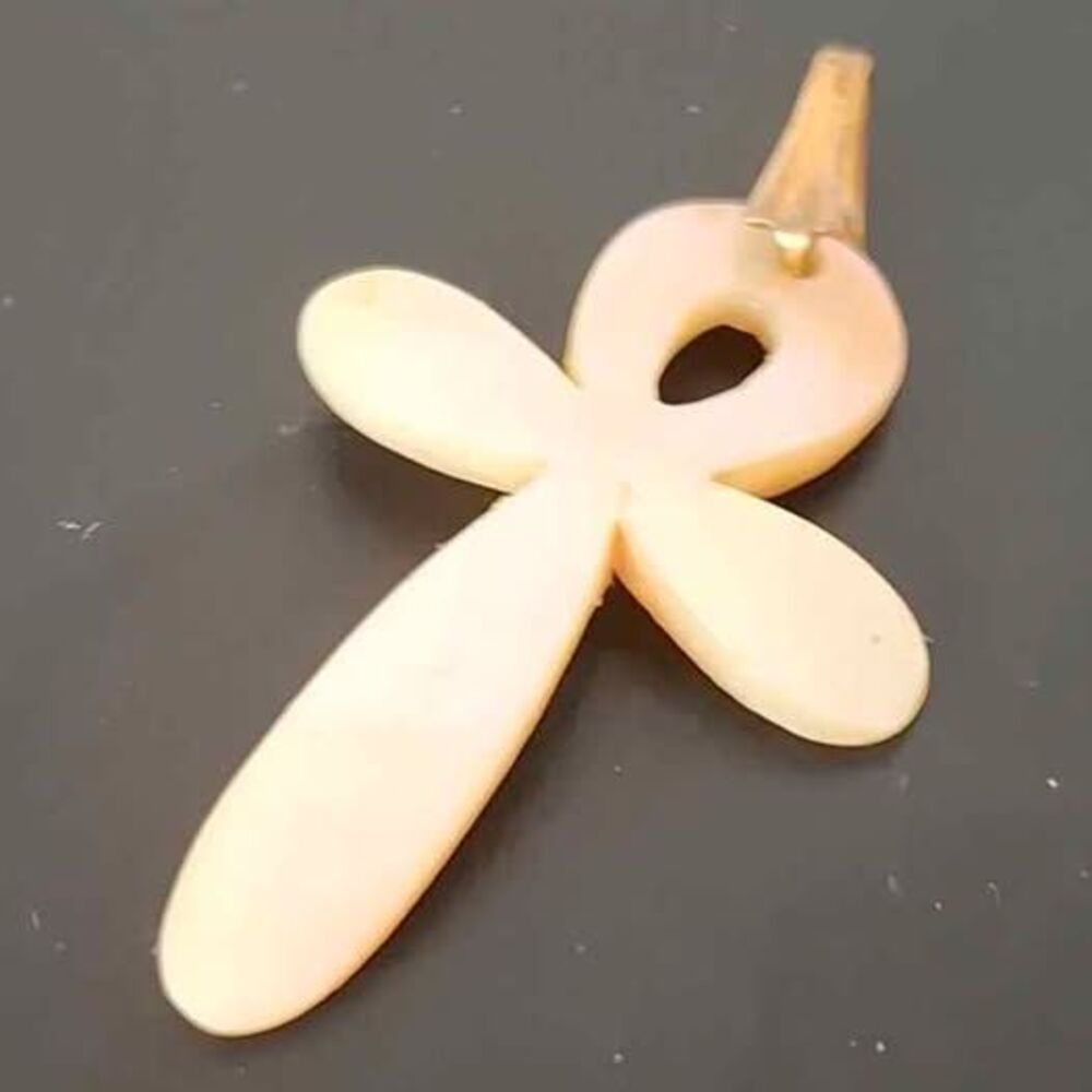 Mother of Pearl Ankh Pendant. Super vintage. Gold Toned Bale